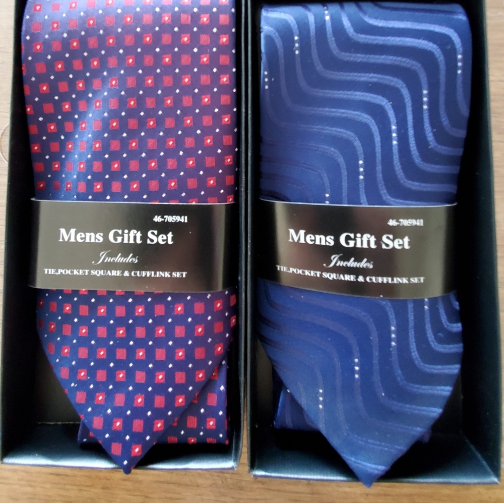 2Pc Set - Standard Size Neck Tie, Handkerchief & Cufflinks